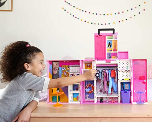 Barbie Closet Playset with 5 Looks (35+ Accessories)
